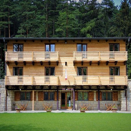 Dum Bratri Capku Hotel Budislav  Ngoại thất bức ảnh